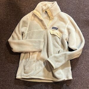 White Patagonia Lightweight Synchilla Snap T Pullover